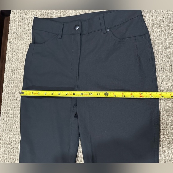 Lululemon ABC Fit 5-Pocket Pants, Size 8
Warpstreme
Warpstreme™ st… - Picture 5 of 9